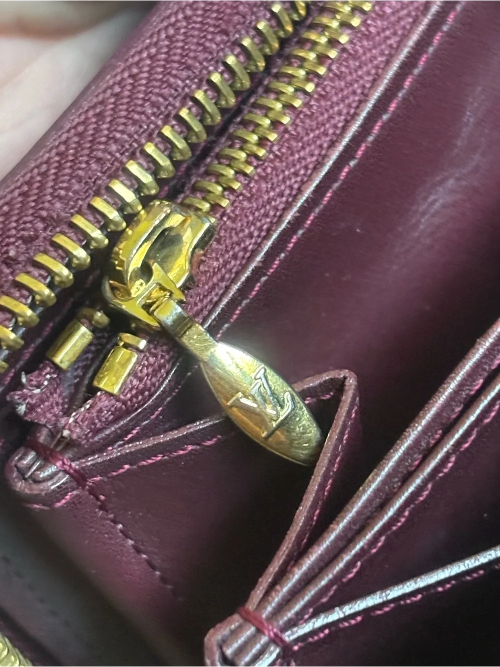 Auth Louis Vuitton Monogram Vernis Zip Around Wallet